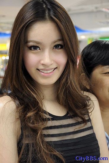 泰国最美人妖-Poy
