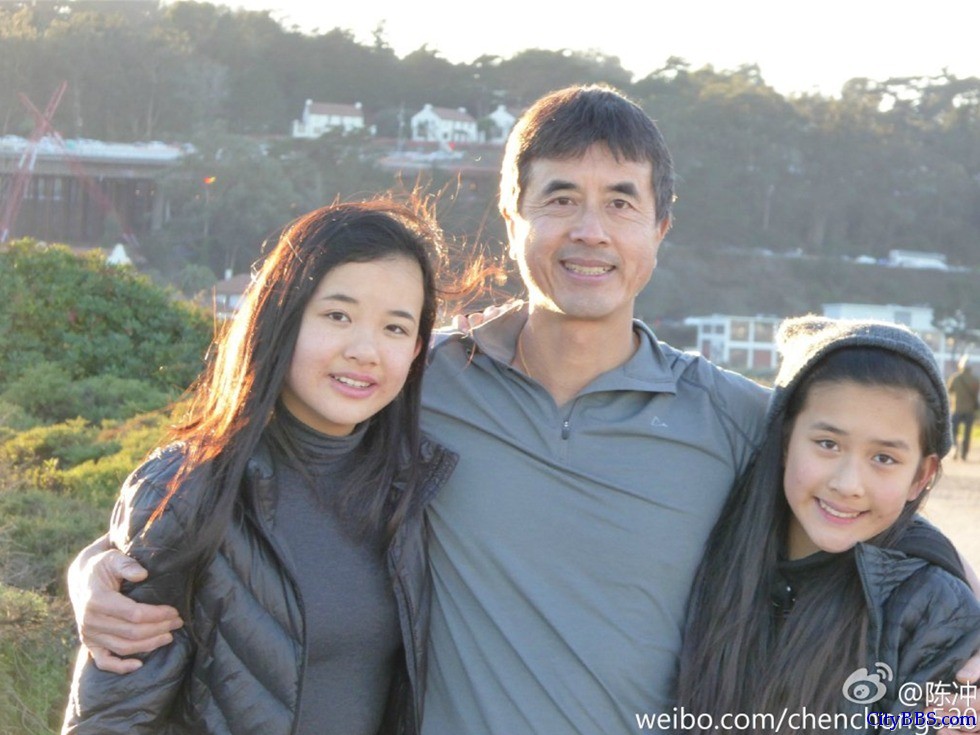 陈冲老公和女儿近照曝光 两女儿漂亮似混血