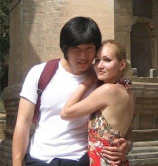 中国网友晒娶到了俄罗斯老婆的“幸福”生活2.jpg