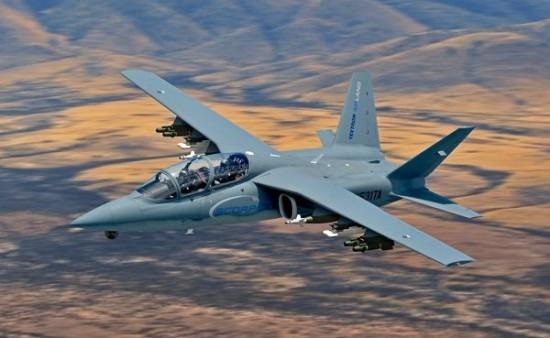美国空军力挺买300架低成本攻击机 填补F-35缺口