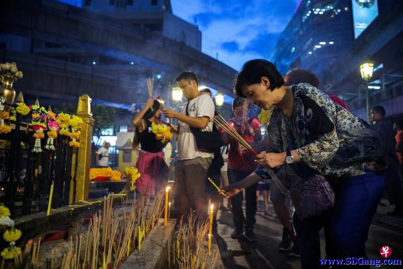 告别情色改推购物泰国入境女游客数首超男性.jpg