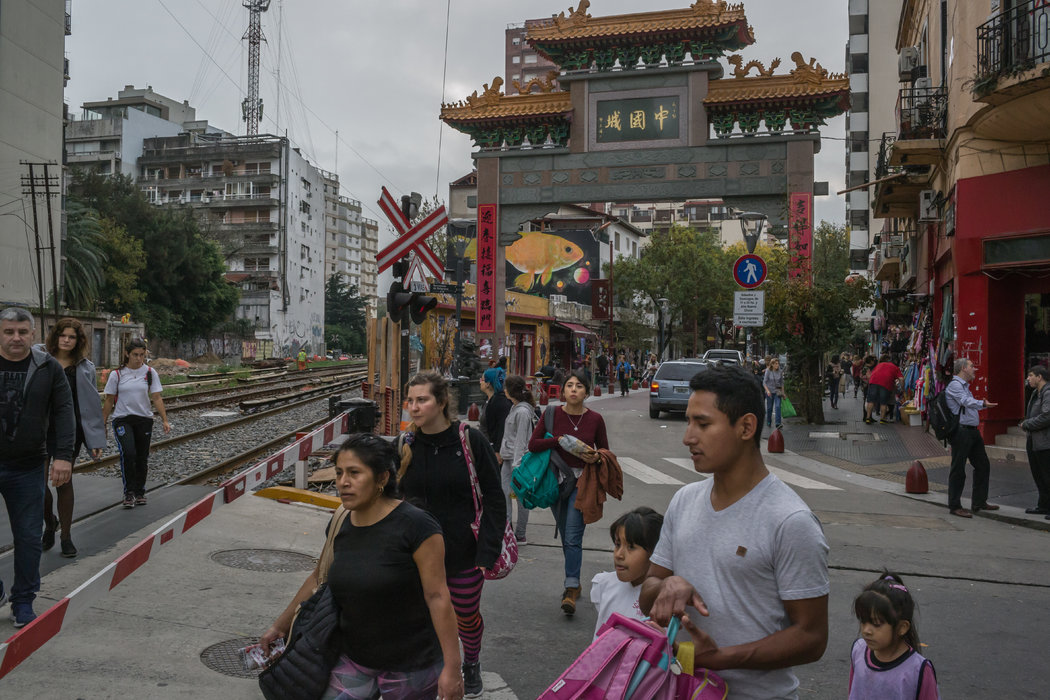 中国“登陆”拉丁美洲