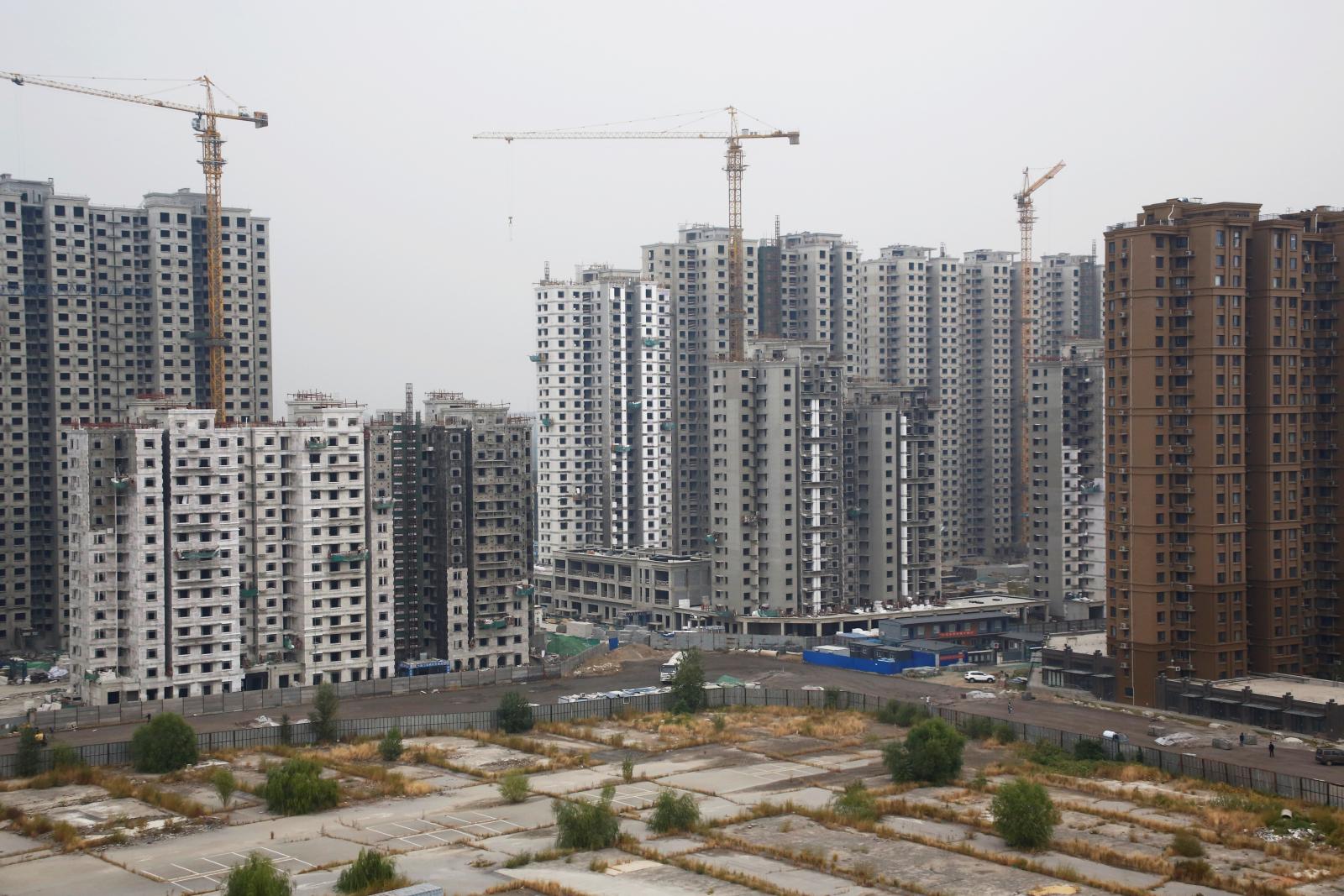 中国10月工业投资略暖但经济仍在寻底中