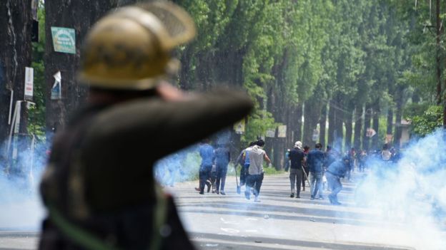 中国关注克什米尔局势印巴剑拔弩张国际担忧