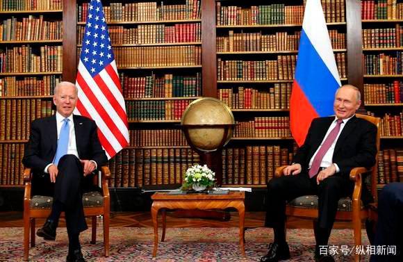 美国总统拜登（左）和俄罗斯总统普京在瑞士日内瓦的拉格朗热别墅举行会晤 ...