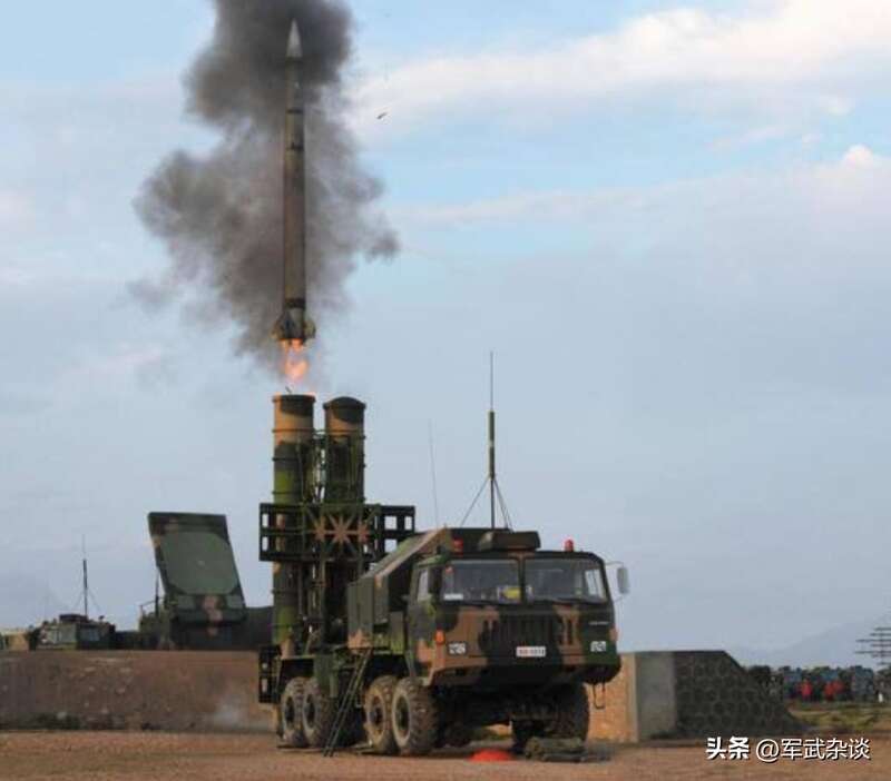 S-300、S-400和国产的“红旗-9”远程防空导弹系统