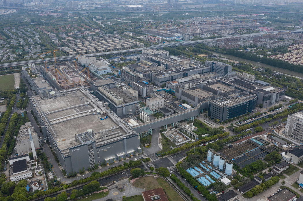 中国两家最大的芯片制造商之一中芯国际在上海的工厂