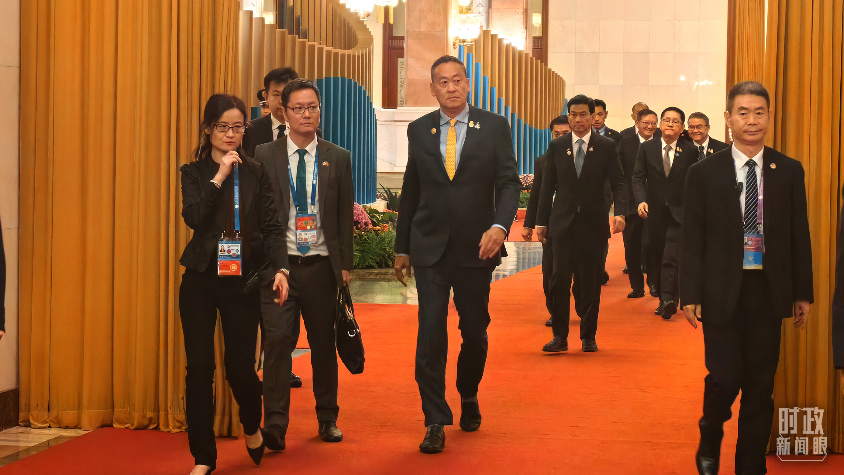 即将参加会见的泰国总理赛塔
