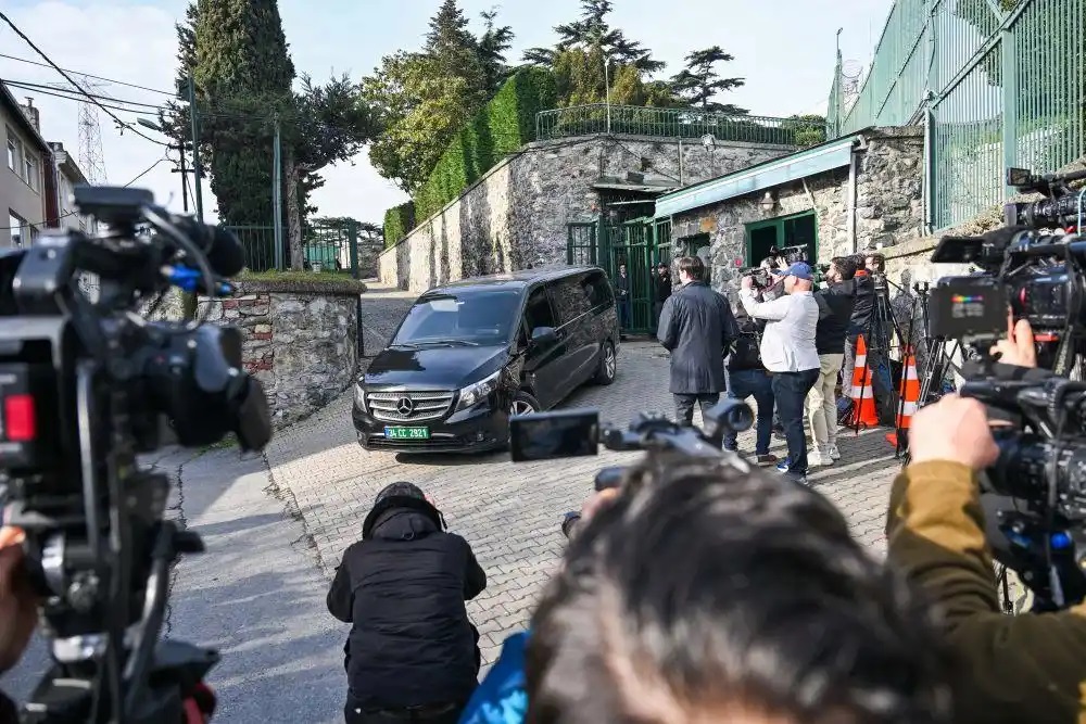 美国与俄罗斯代表团2月27日在土耳其伊斯坦布尔完成了就双边关系举行的首轮会谈 ...